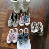 Lotto di scarpe per ragazza n. 32