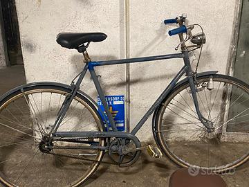 Bicicletta, uomo vintage