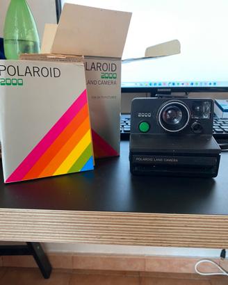 Polaroid Land Camera 2000