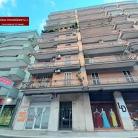 Via C.Battisti ad.Via O.Flacco ampio quadrilocale