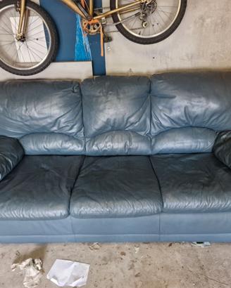 Divano letto in pelle
