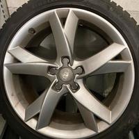 Cerchi in lega 18”
