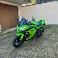 Kawasaki ninja 300 ABS