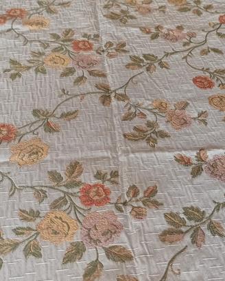 Tessuto Cotone Fantasia Fiori al Metro H 140 cm 