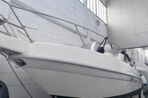 imbarcazione walkaround cap27