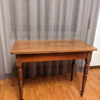 Tavolo in legno