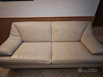 divano pelle natuzzi