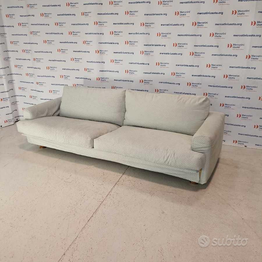 Divano vintage Mobili usati