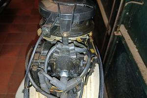 Fuoribordo modello 98 johnson j8r 8 cv 2 tempi