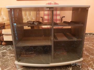 mobile con supporto tv