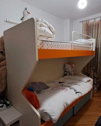 cameretta con letto a castello