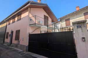 CASA SEMINDIPENDENTE A RIVOLI