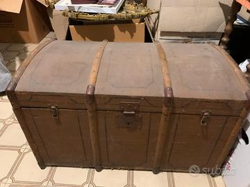 Baule da viaggio 1800 vintage marrone
