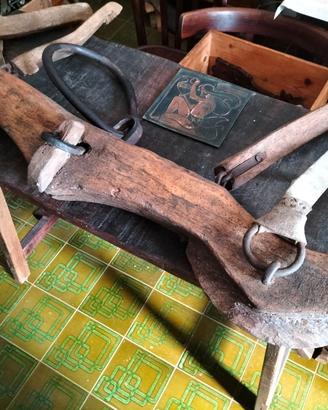 Strumento utilizzato per l'attacco dei bovini