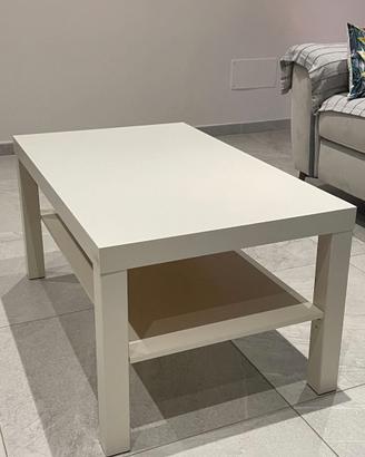 Tavolo IKEA modello LACK con ripiano inferiore