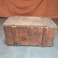 Cassa in legno "vero estratto di carne Liebig"