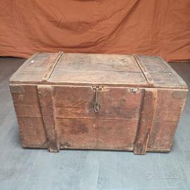 Cassa in legno "vero estratto di carne Liebig"