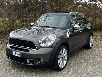 MINI Countryman SD 2.0 143cv FULL TETTUCCIO