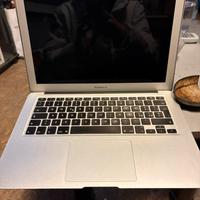 MacBook Air 13" (Modello A1466) -Ricambi o Esperti