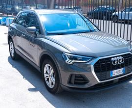 Audi Q3 35 TDI S tronic Business