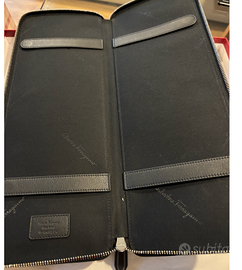 SALVATORE FERRAGAMO — Portacravatte da viaggio in