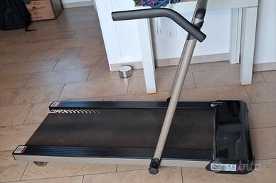 Tapis roullant compatto salvaspazio