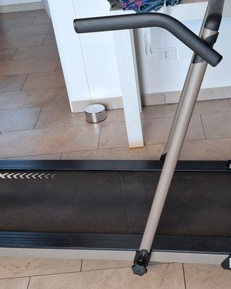 Tapis roullant compatto salvaspazio