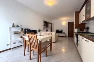 2 LOCALI A GALLIERA VENETA