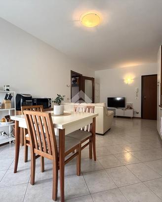 2 LOCALI A GALLIERA VENETA