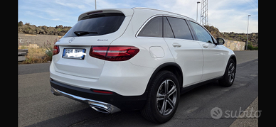 Mercedes benz glc 250 4 matic
