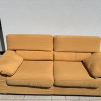 Divano colore Giallo Ocra