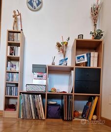 Libreria modulare a cubi a scala + porta cd