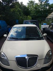 Ypsilon 1.2 16v a Metano