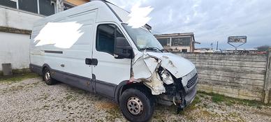 IVECO DAILY 3.0 TDI 170 CV