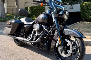 Harley Davidson Road King Special