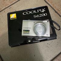 Nikon coolpix S6200