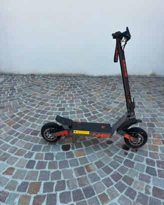 monopattino elettrico kukirin g2