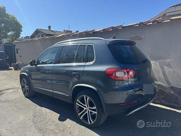 VW Tiguan 2.0 TDI 140cv 4Motion DSG - 2010