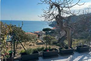 Bergeggi trilocale in casa indipendente