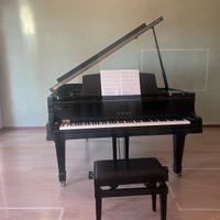 Pianoforte Yamaha G5