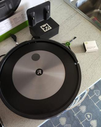 ROBOT ROOMBA J7
