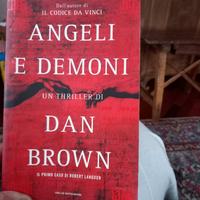 libro thriller