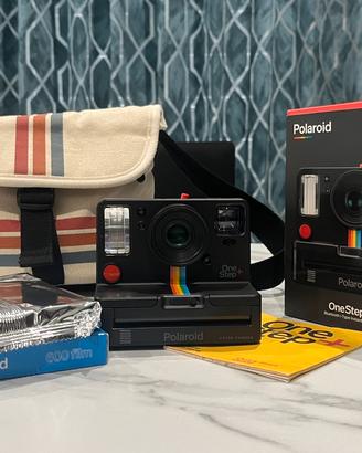 Polaroid one step