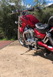 Suzuki intruder vs 600 iscritta Asi