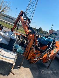 Braccio decespugliatore