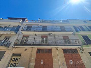 Ampio Appartamento Primo Piano Conversano