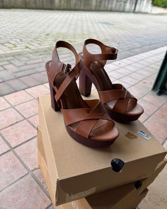 Scarpe Bata Marrone
