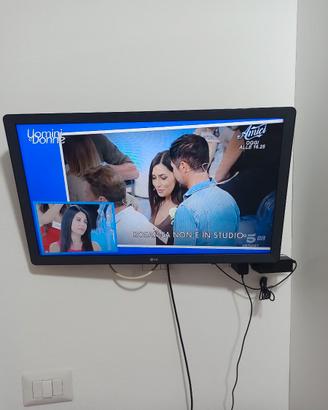 TV monitor LG