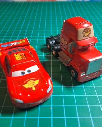 Disney Pixar Cars Mack e Saetta McQueen