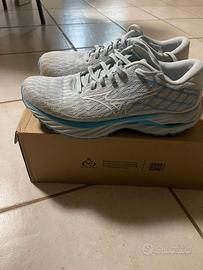 MIZUNO WAVE INSPIRE 20